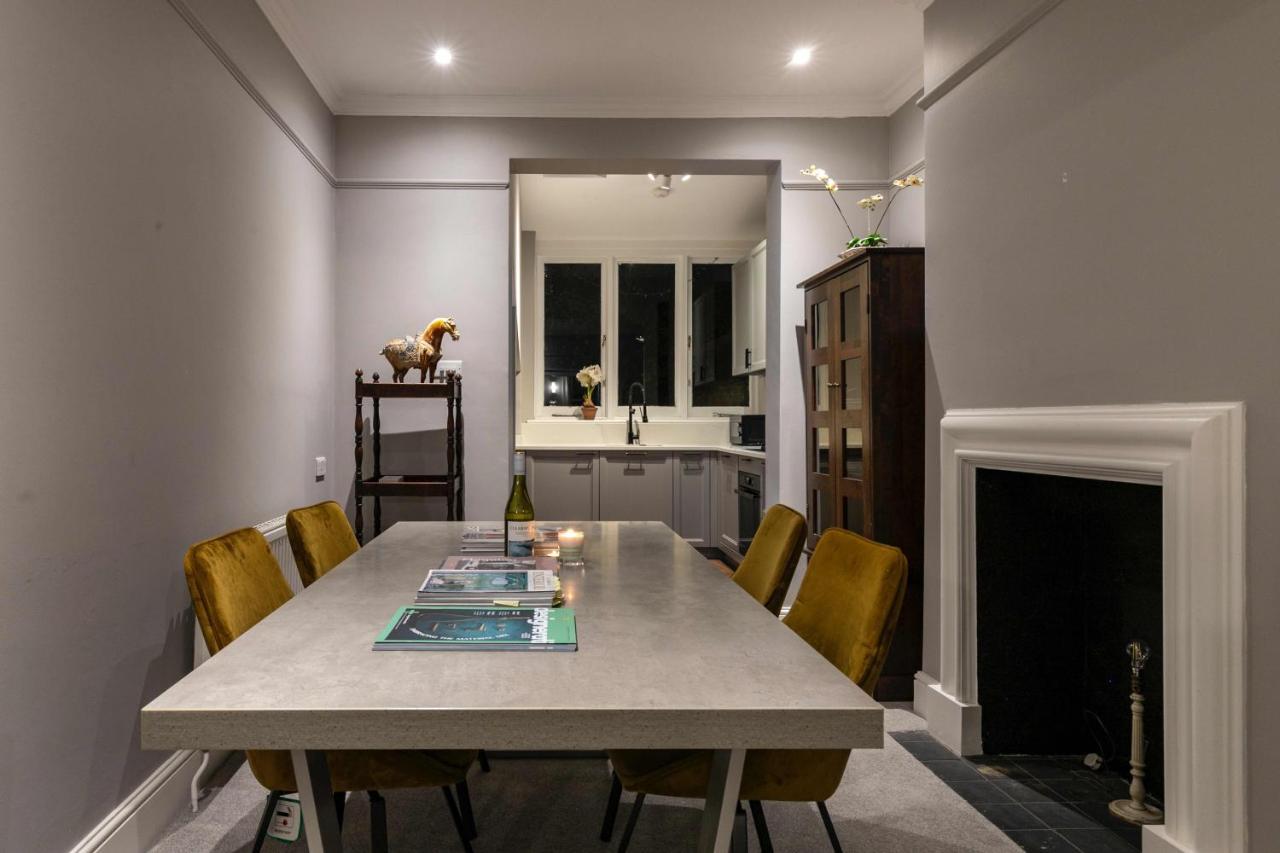 Shared Guest House 5 Mins Walk From Vauxhall And Nine Elms Station With Off-Site Parking Near Us Embassy لندن المظهر الخارجي الصورة