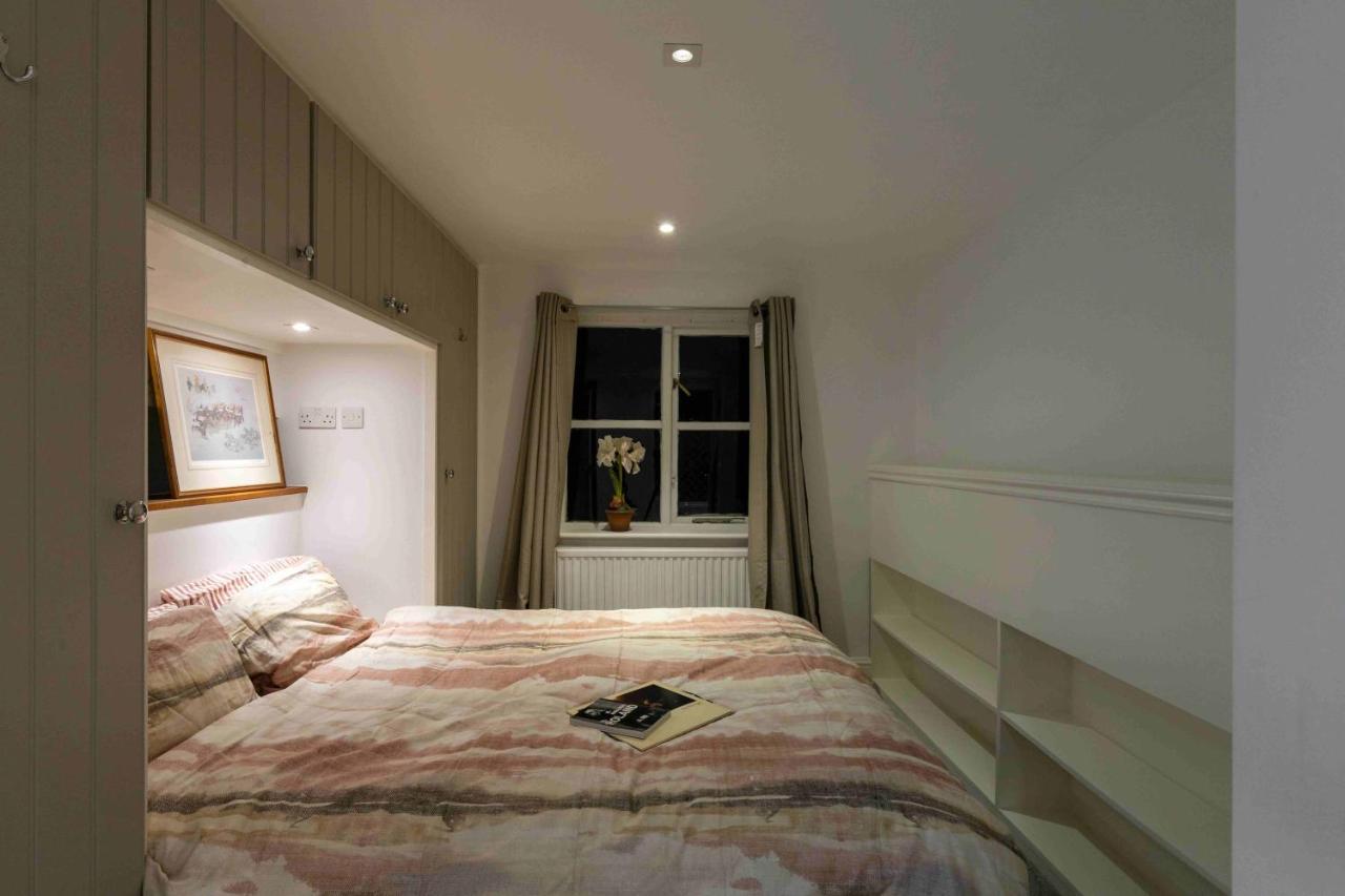Shared Guest House 5 Mins Walk From Vauxhall And Nine Elms Station With Off-Site Parking Near Us Embassy لندن المظهر الخارجي الصورة